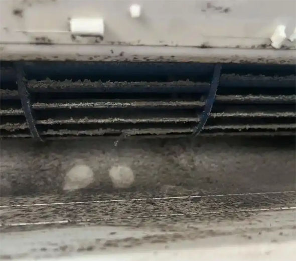 济宁市空调吹的风有股烧焦味是怎么回事